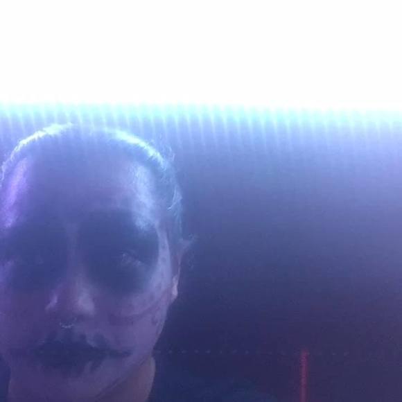 Meet your Posher, Robin - Picture 1 of 1